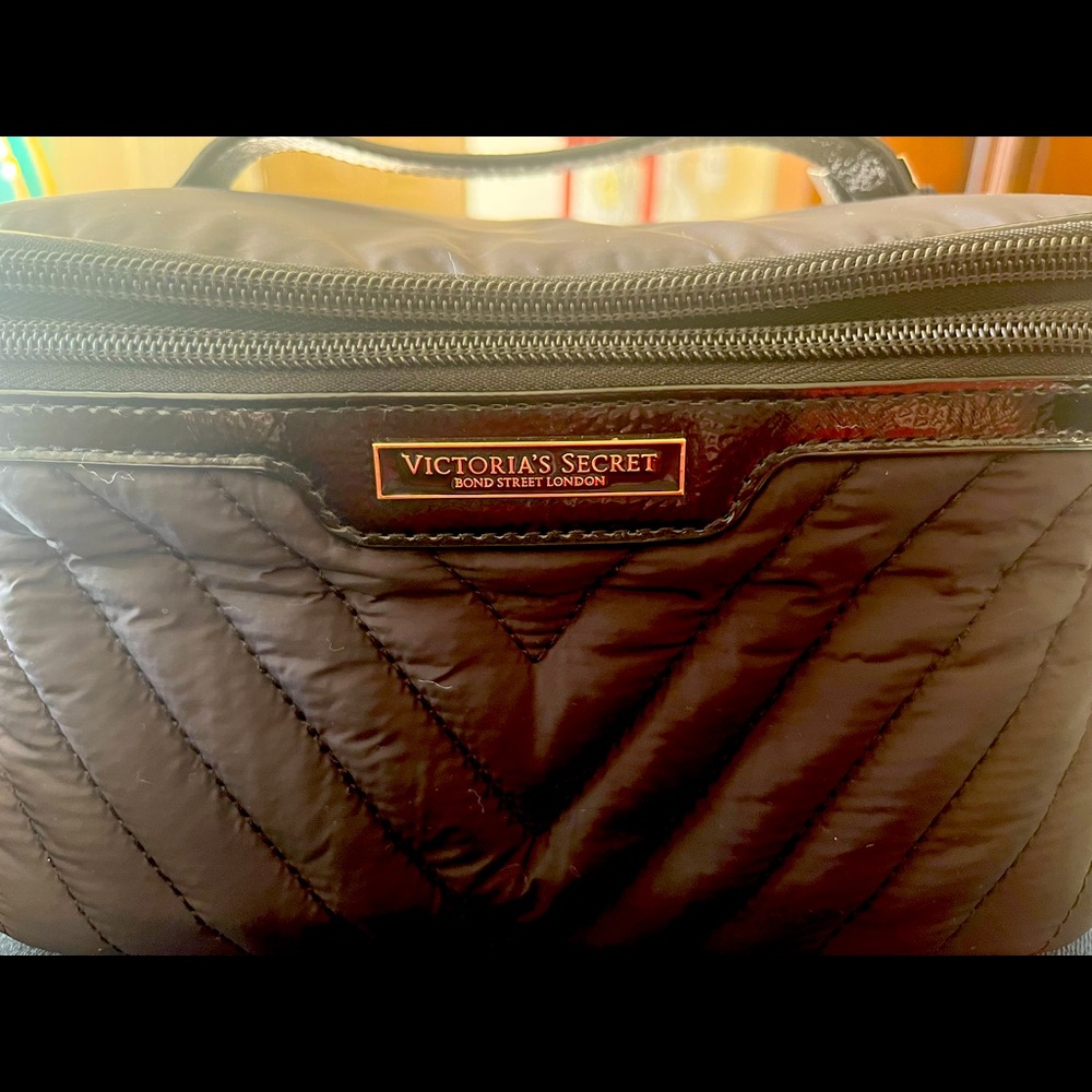 Victorias Secret Makeup bag NWT